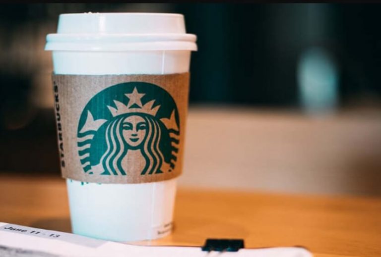 ¿Cómo pedir Sweet Cream en la aplicación Starbucks?